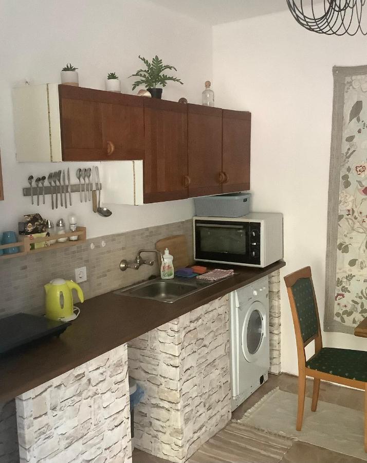 Pitypang Lak Apartment Szigetmonostor ภายนอก รูปภาพ